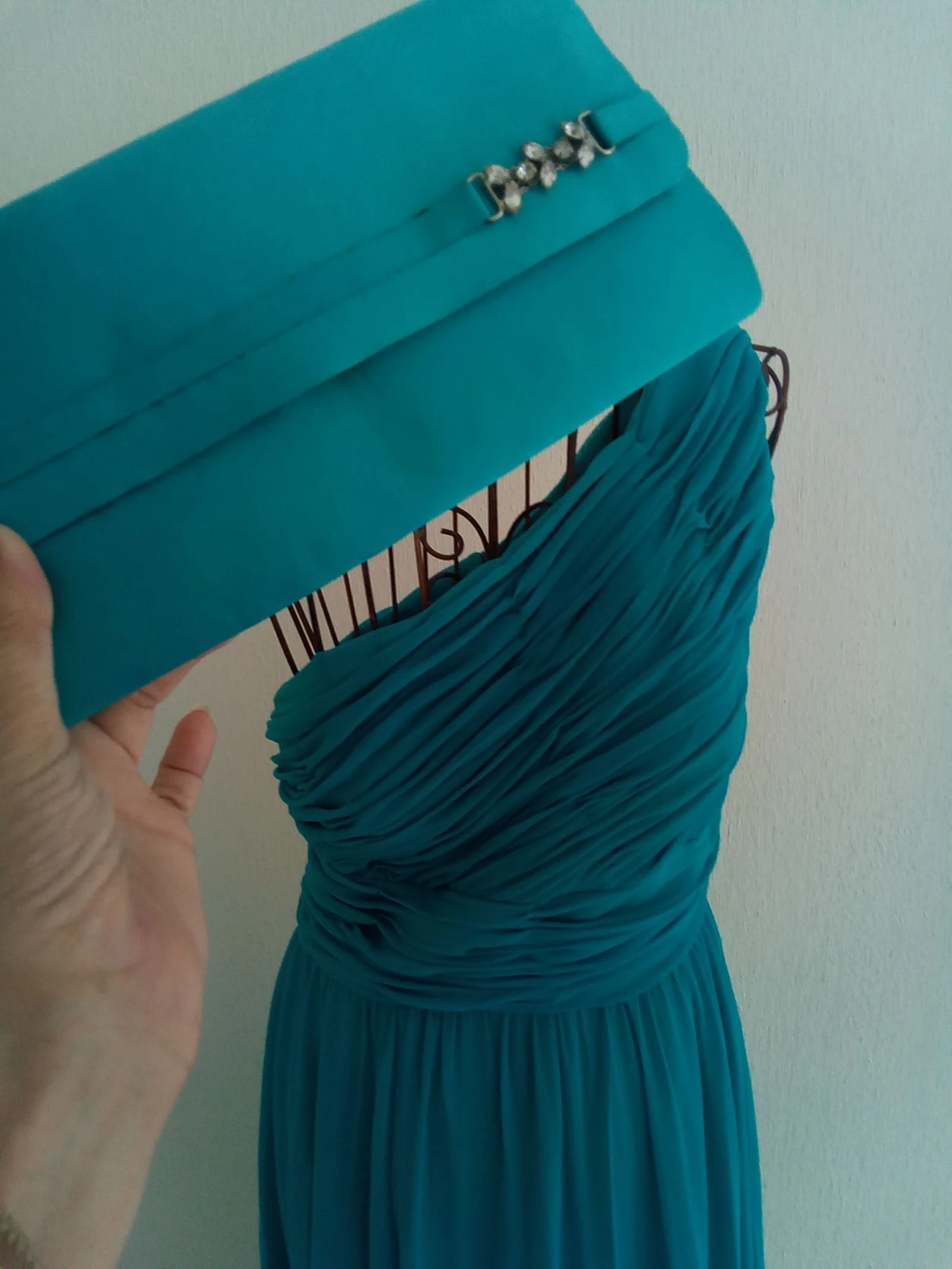 Asymmetrische halterjurk voor feestjes – photo 12